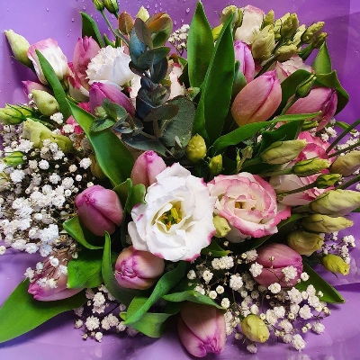 Florist Choice Hand Tied Bouquet