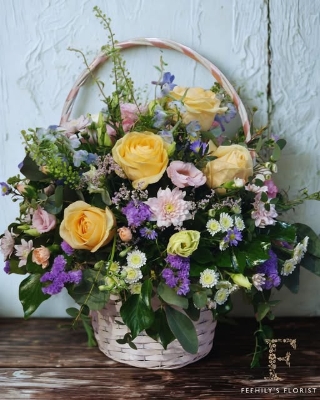 Celebration Basket Florist Choice