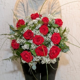 Luxury Red Rose Dozen in a Vase